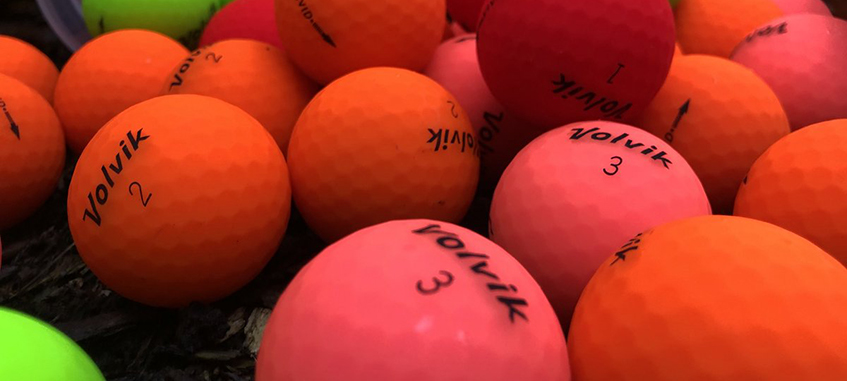 Volvik Vivid Matte Golf Balls, image: twitter.com/volviklpga